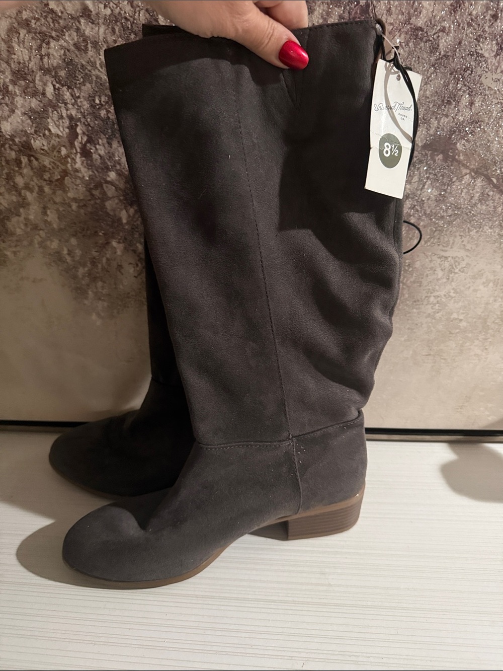 Universal threads 8 1/2 grey boots new tags $39.99